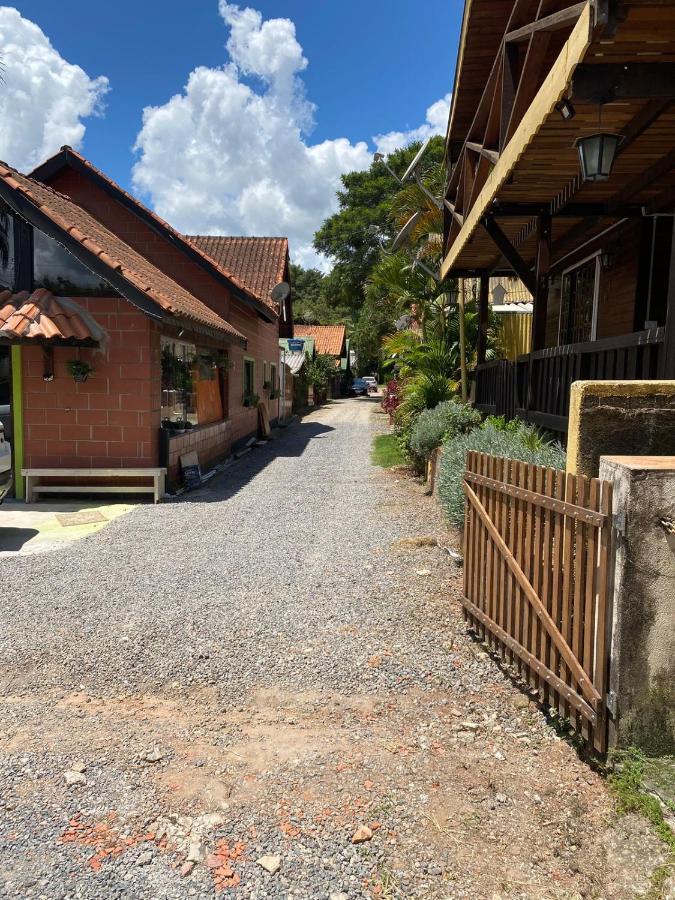 Camping Rio Manso. Villa Атибая Екстериор снимка